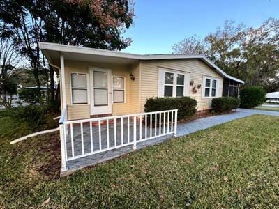 813 St Andrews Blvd, Lady Lake, FL