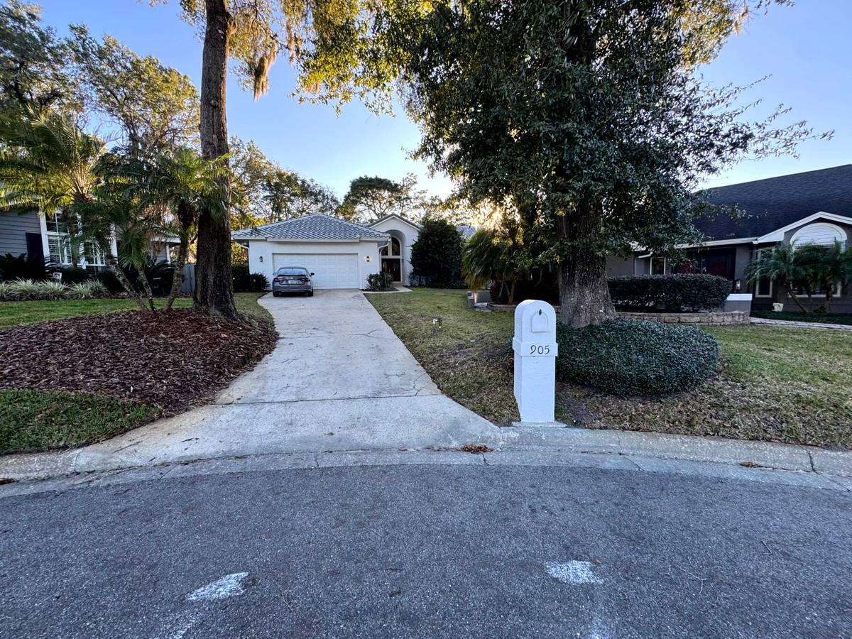 905 Bearded Oaks Ter photo 1